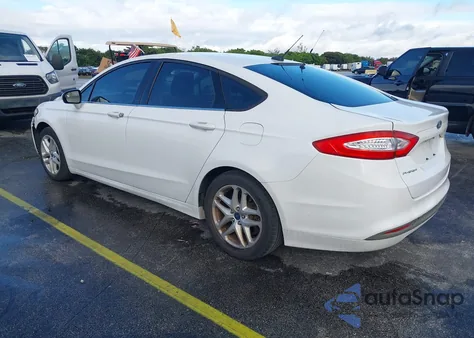 2013 Ford Fusion Se z USA, uszkodzony, nr VIN 3FA6P0H78DR364413